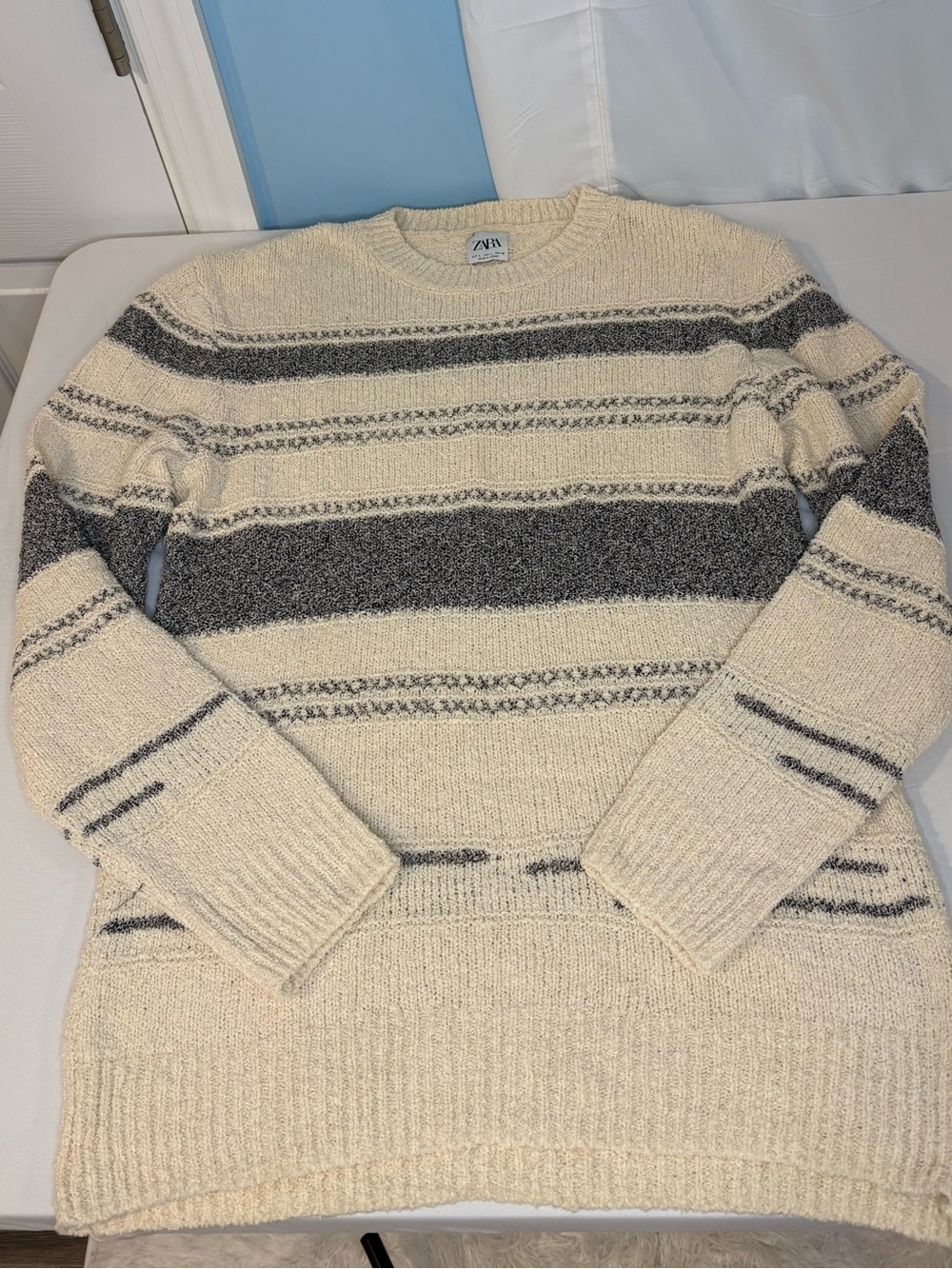 Zara Cream Gray Striped Textured Knit Sweater Large Cozy Pullover